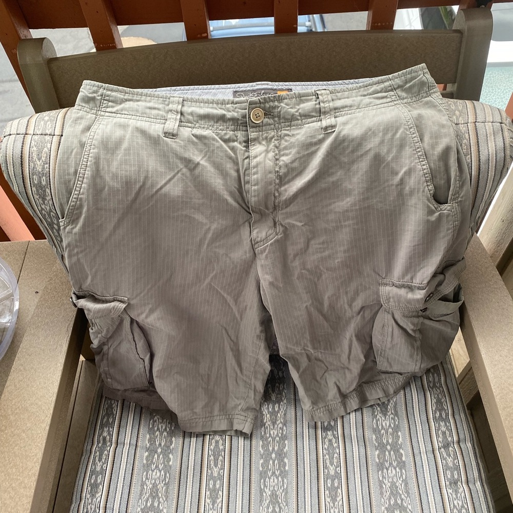 Quicksilver cargo shorts